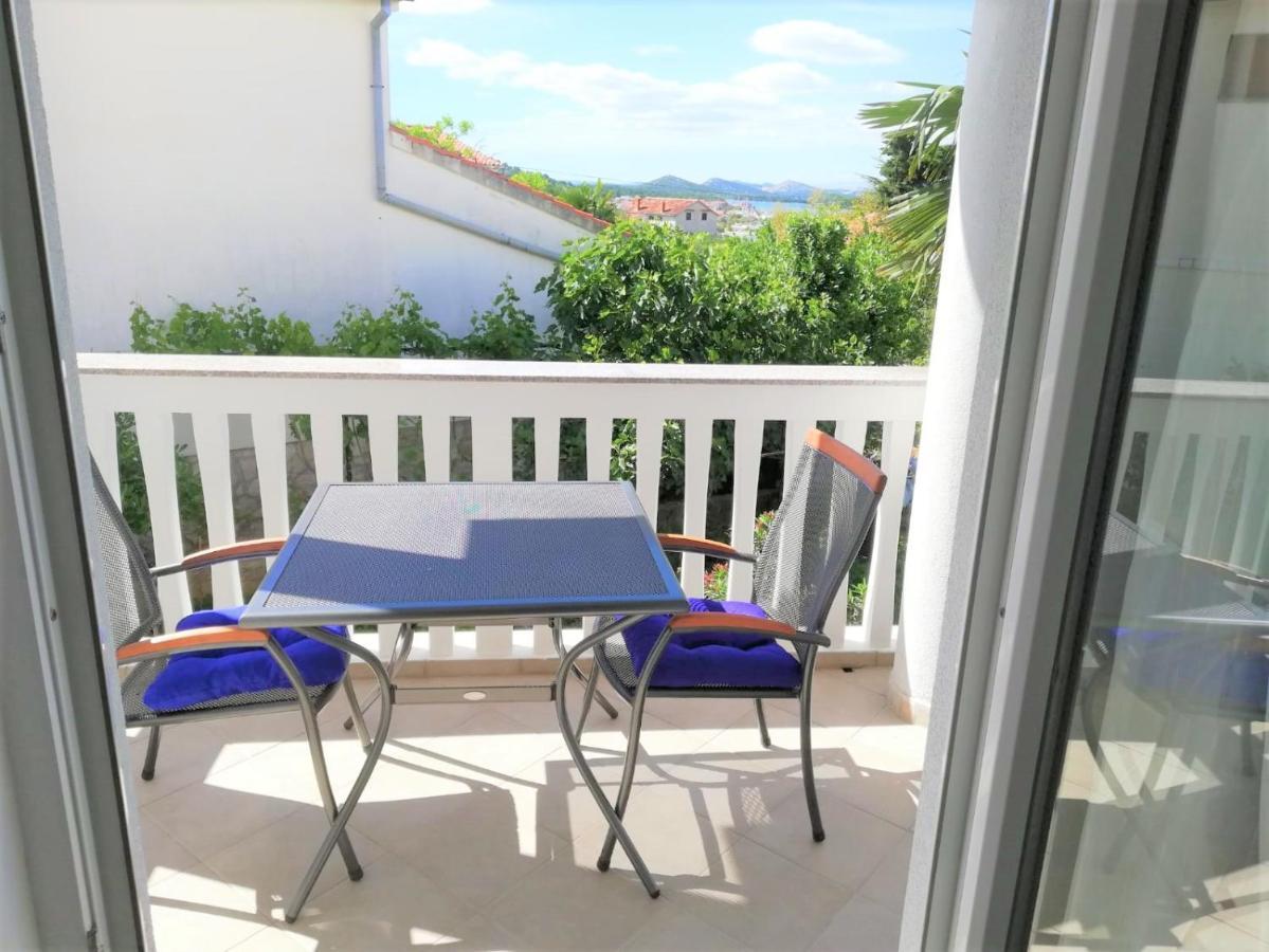 Apartments Janja Муртер Экстерьер фото