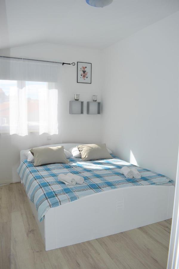 Apartments Janja Муртер Экстерьер фото