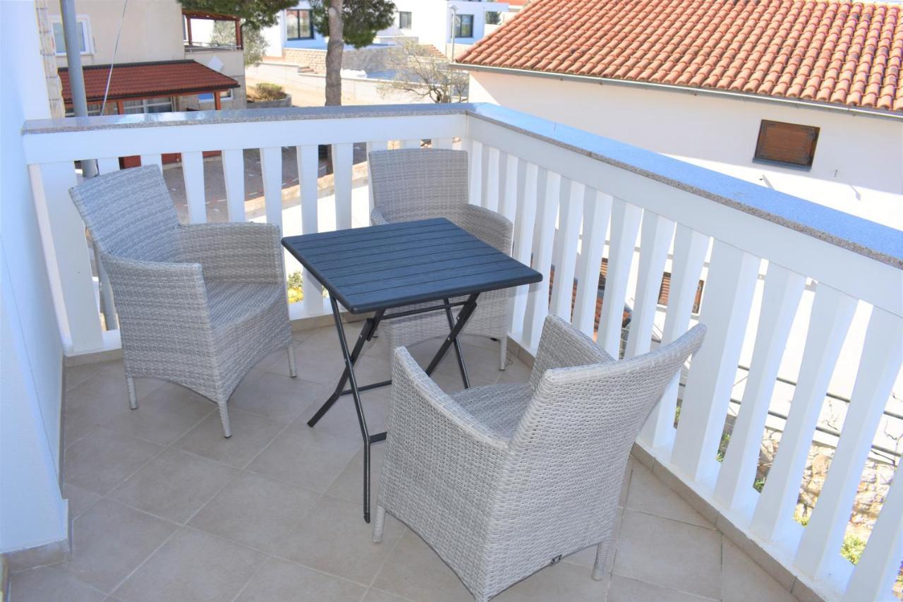 Apartments Janja Муртер Экстерьер фото
