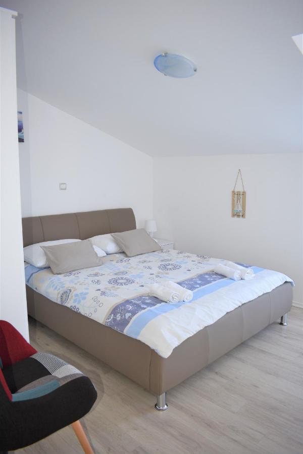 Apartments Janja Муртер Экстерьер фото